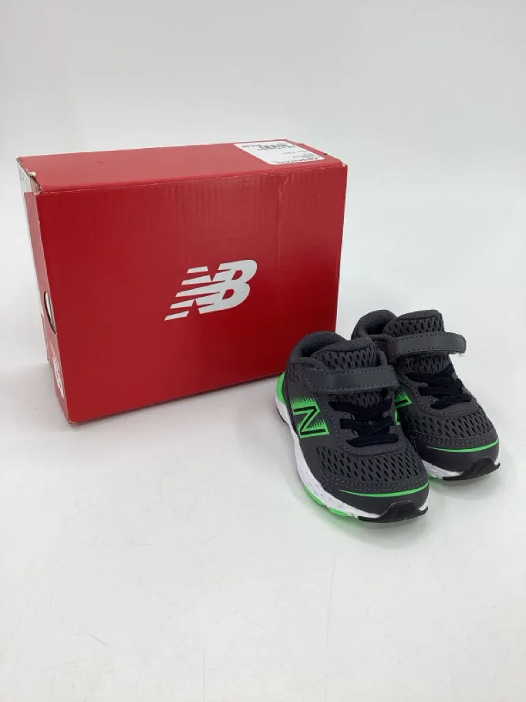 New Balance Child Size 3 Toddler Gray Sneakers